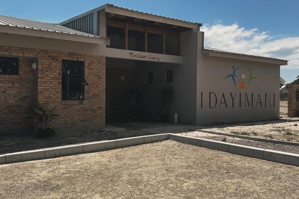 And finally with the help of @cianacreighton and her amazing friend, our on the ground artist @f (7)